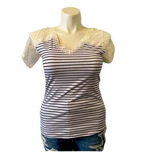Beetsweeti Boutique Lace Sleeve Black & White Striped Tee Size L